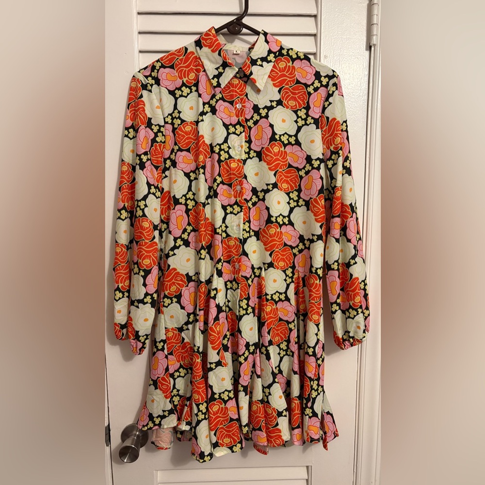 Floral Pleated Midi Skirt - Black with Red & Pink Flowers
New/no tags
